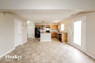 11427 Arches Dr in Indianapolis, IN - Building Photo - Building Photo