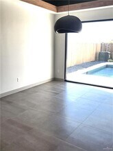 2712 W Hatfield Ave in Edinburg, TX - Building Photo - Building Photo