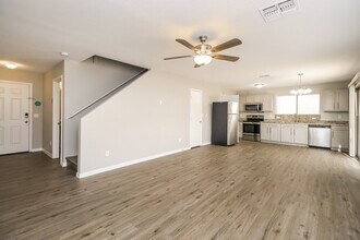 650 E Woodsman Pl in Chandler, AZ - Building Photo - Building Photo