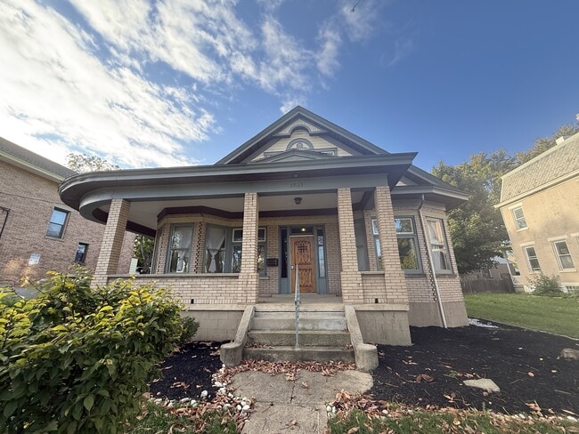 1737 Compton Rd