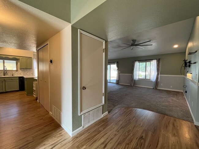 4931 Loma Loop in Sierra Vista, AZ - Building Photo - Building Photo