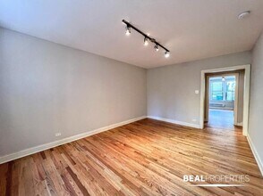 2321 N Rockwell St in Chicago, IL - Building Photo - Building Photo