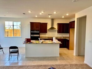 1570 Pinchot Dr in Manteca, CA - Building Photo - Building Photo