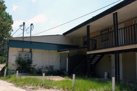 Chicago Place apartments in Valparaiso, FL - Foto de edificio - Building Photo