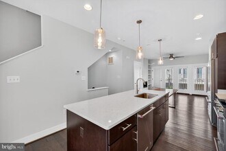 1446 Piccard Dr in Rockville, MD - Building Photo - Building Photo