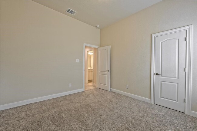 11927 Champion's Frst Dr