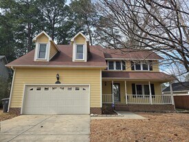 504 Georgetown Cir in Fayetteville, NC - Building Photo
