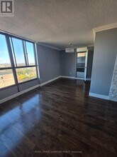 3170 Kirwin Ave in Mississauga, ON - Building Photo - Building Photo