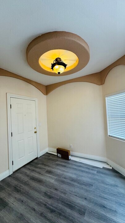 8894 Houston Ridge Ave in Las Vegas, NV - Building Photo