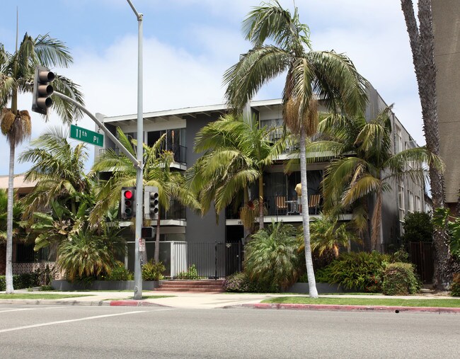 1617 E Ocean Blvd in Long Beach, CA - Foto de edificio - Building Photo