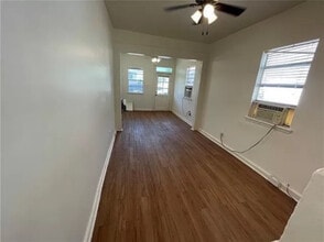 7437 Garfield St in New Orleans, LA - Building Photo - Building Photo