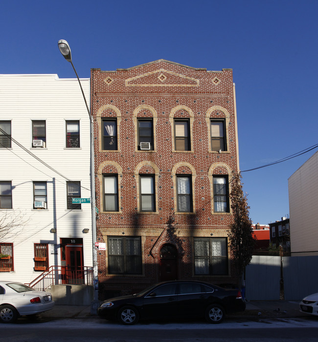 16 Morgan Ave in Brooklyn, NY - Building Photo - Building Photo