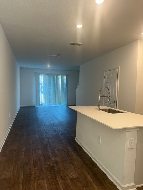 634 Celtic dr in Jacksonville, FL - Foto de edificio - Building Photo