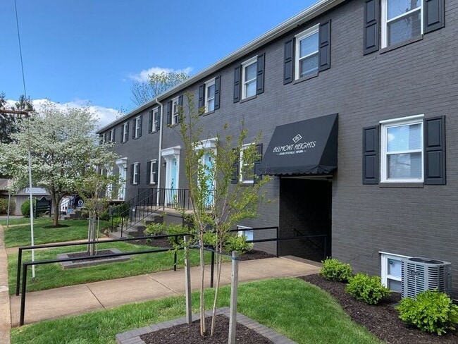 property at 1000 Monticello Rd