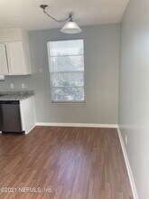 614 4th St N in Jacksonville Beach, FL - Building Photo - Building Photo