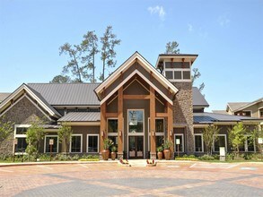 The Woodlands Lodge in The Woodlands, TX - Foto de edificio - Building Photo