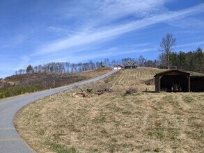 5990 Idlewild Rd in Fleetwood, NC - Building Photo - Building Photo