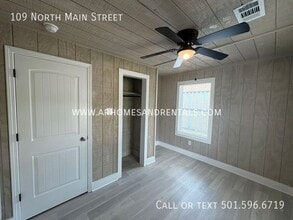 109 N Main St in Searcy, AR - Building Photo - Building Photo