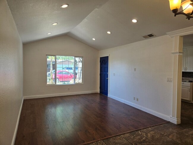420 Algen Ct in Modesto, CA - Building Photo - Building Photo