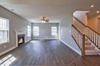 8225 Spiral Dr in Chesterfield, VA - Building Photo - Building Photo