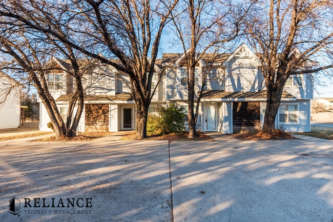property at 7302 W Douglas Ave