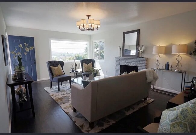 2515 Oliver Ave in Oakland, CA - Foto de edificio - Building Photo