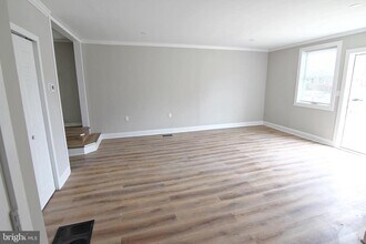 235 Jefferson St in Bridgeport, PA - Building Photo - Building Photo