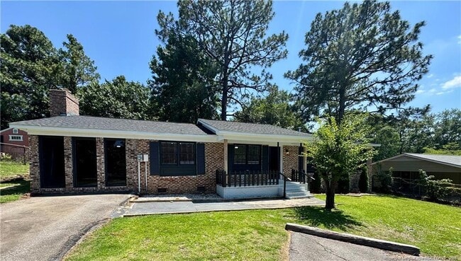 7605 Jennings Ln