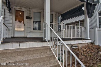 1521 Pine St in Scranton, PA - Building Photo - Building Photo