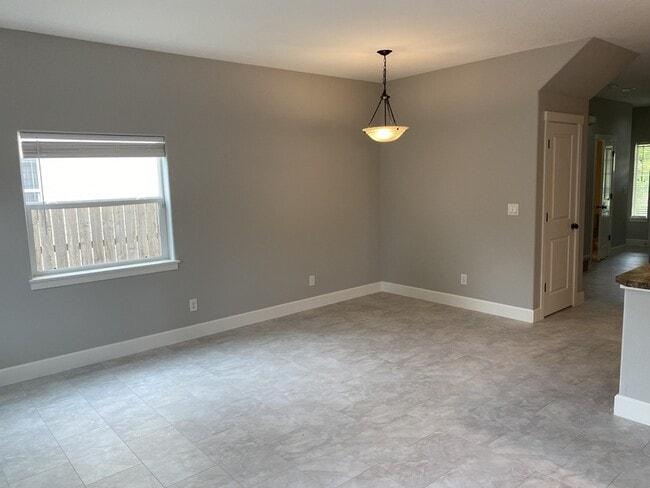 934 Prospect St in Oregon City, OR - Building Photo - Building Photo