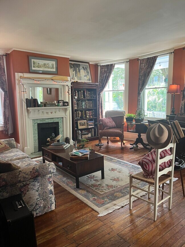 212 W 34th St in Savannah, GA - Building Photo - Building Photo