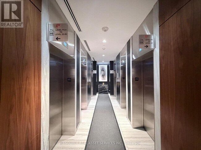 8 Eglinton Ave E in Toronto, ON - Building Photo - Building Photo