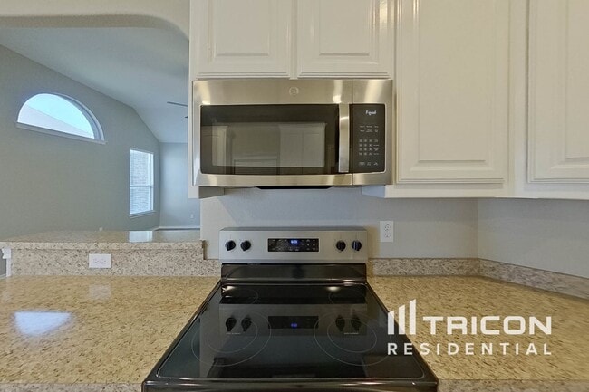 1413 Melanie Trail in Midlothian, TX - Building Photo - Building Photo