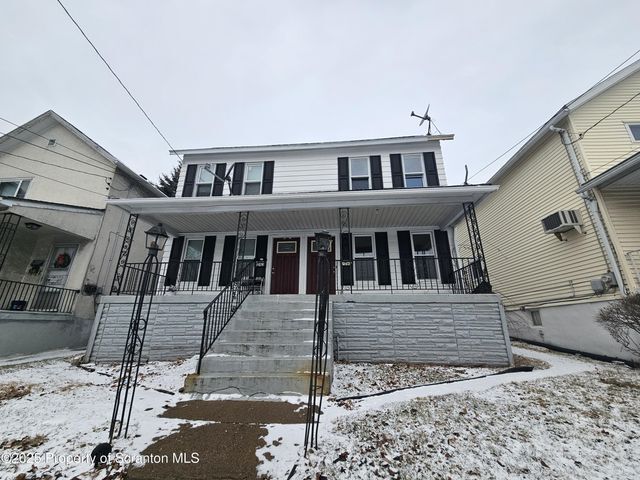 1045 Prescott Ave in Scranton, PA - Building Photo