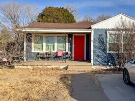 2710 32nd St in Lubbock, TX - Building Photo