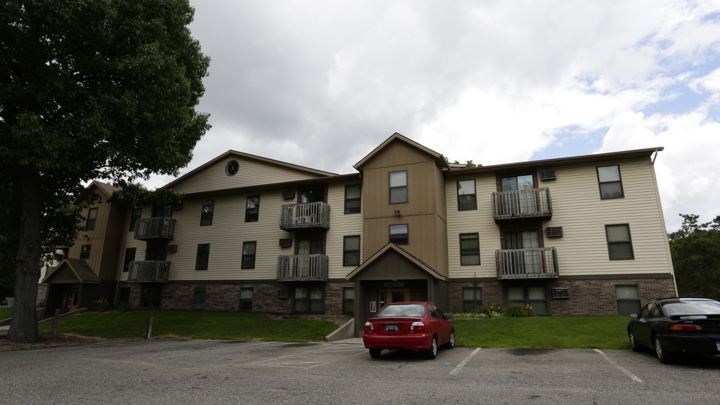 Peppercorn Apartments in Wyoming, MI