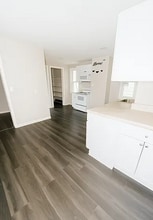 677 2nd Ave, Unit 1 in Troy, NY - Building Photo - Building Photo