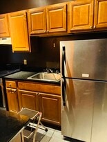 137 Peterborough St, Unit 2 in Boston, MA - Building Photo
