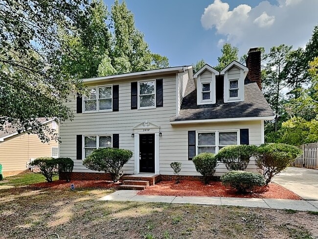 property at 2818 Dellinger Dr