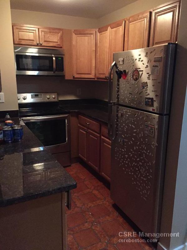 28 Symphony Rd, Unit 4 in Boston, MA - Foto de edificio - Building Photo