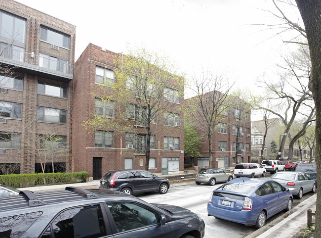 630-638 W Arlington Pl in Chicago, IL - Building Photo - Building Photo