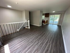 295 Triumph Way in Columbus, OH - Building Photo - Building Photo