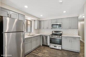3932 N Narragansett Ave in Chicago, IL - Building Photo - Building Photo