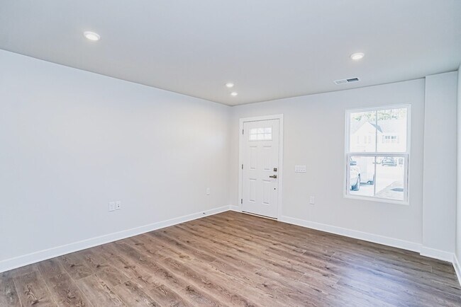 513 Roan Creek Trl in Anderson, SC - Building Photo - Building Photo