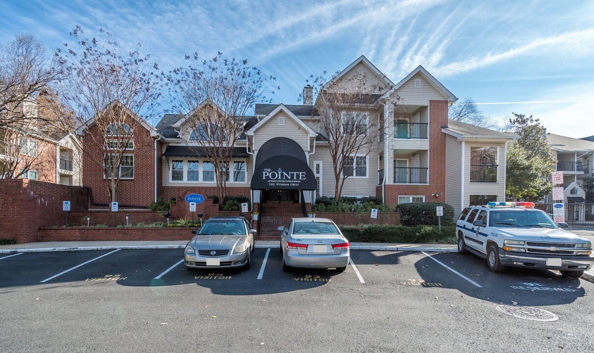 3311 Wyndham Cir in Alexandria, VA - Building Photo