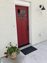 6040 Northwest Blvd, Unit 6040 in Davenport, IA - Foto de edificio - Building Photo