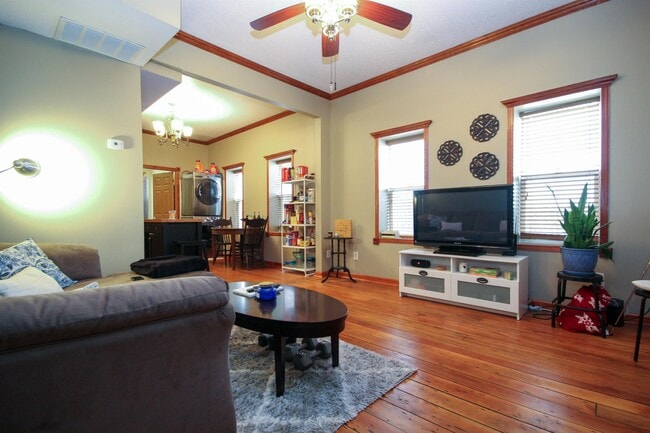 1417 6th St NE in Minneapolis, MN - Building Photo - Building Photo