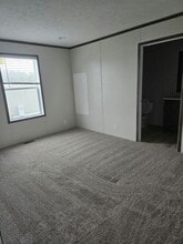 4938 Michigan Dr in Superior, WI - Building Photo - Building Photo