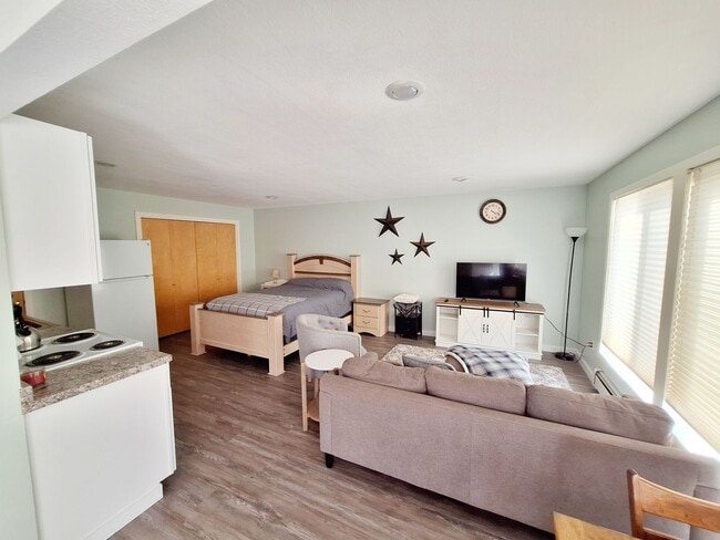 property at 3305 SW Hailey Ave