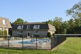 3626 Lakeshore Dr, Unit K11 in St. Joseph, MI - Building Photo - Building Photo